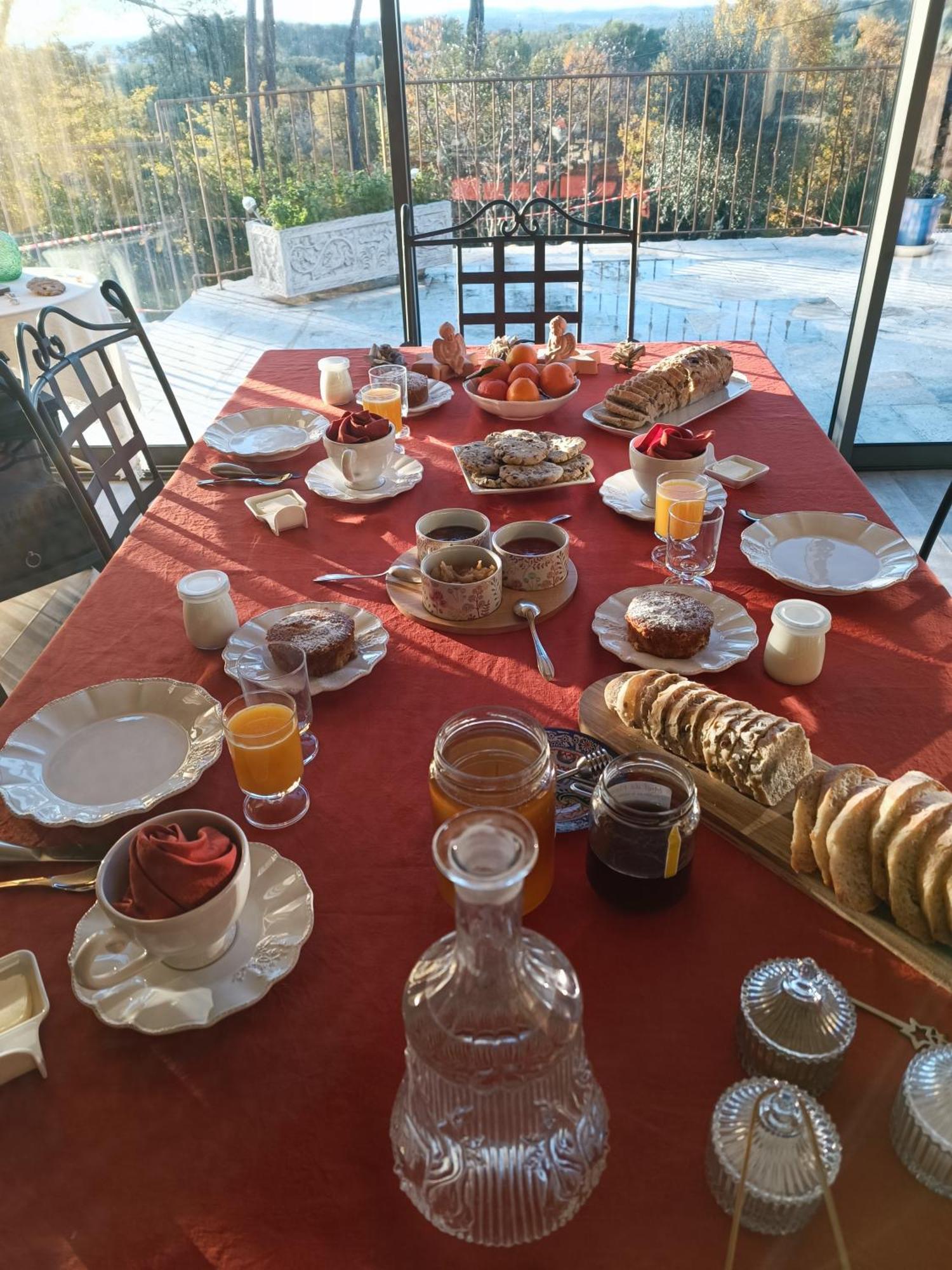 O Tilia D'Azur Bed & Breakfast Roquefort-les-Pins Luaran gambar